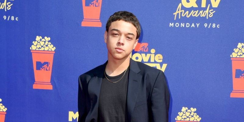 "On My Block" Actor Jason Genao is Shorter Than You Might Think! His Height, Role in "Logan", and 7 Other Interesting Facts About Him